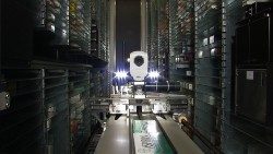 2019.09.18 Braccio automatizato farmacia vaticana 03.jpg