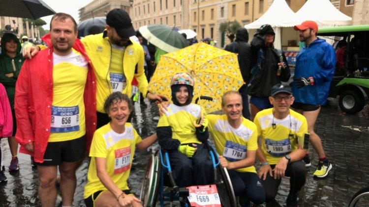 via Pacis 2019 ATHLETICA vaticana vescovo e sarà.JPG