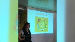 2019.09.25 teresa lesbos.jpg