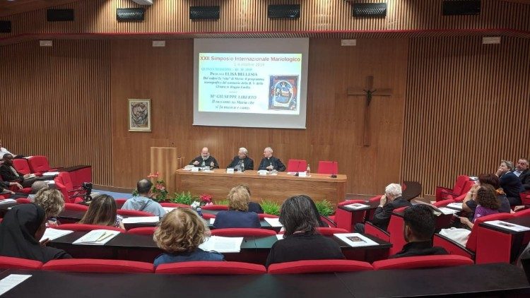 O simpósio aconteceu de 1 a 4 de outubro