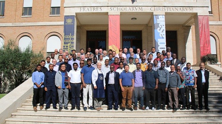 I religiosi fratelli insieme 