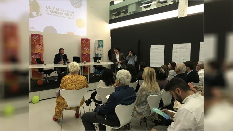 Il caffè con l'ambasciatore Elbling domenica al Maxxi di Roma