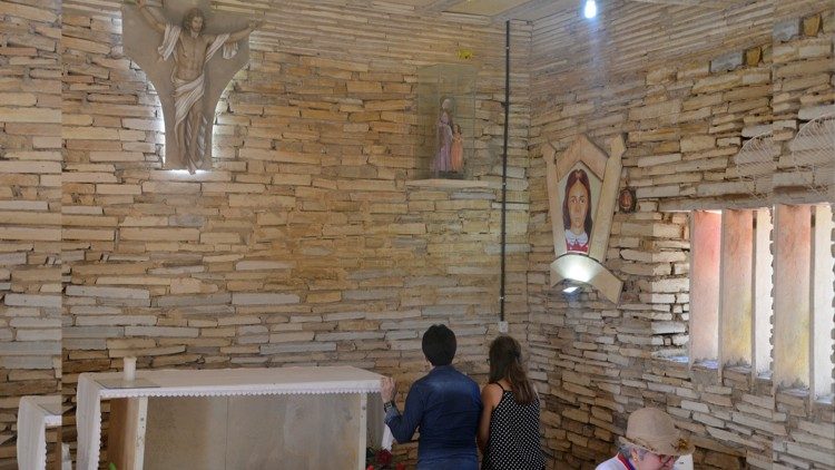 O interior da capela