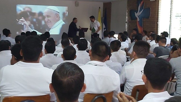 Participaron más de 120 seminaristas, formadores, sacerdotes y profesores del Seminario Mayor de Nuestra Señora de Suyapa en Tegucigalpa