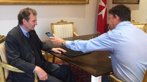 Migranten, Caritas, Reform: Malteser-Großkanzler v. Boeselager im Interview