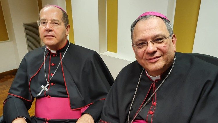 Dom Joel junto com Dom Walmor Azevedo, presidente da CNBB