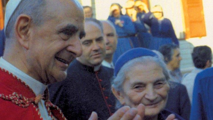 Các nữ tu dòng Tiểu muội Chúa Giêsu