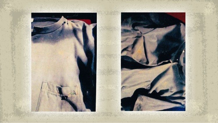 La tuta da lavoro che indossava il Beato Miller al momento del martirio