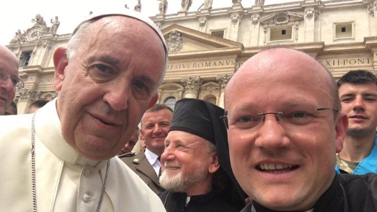 Отець Степан Сус під час паломництва військовослужбовців до Риму