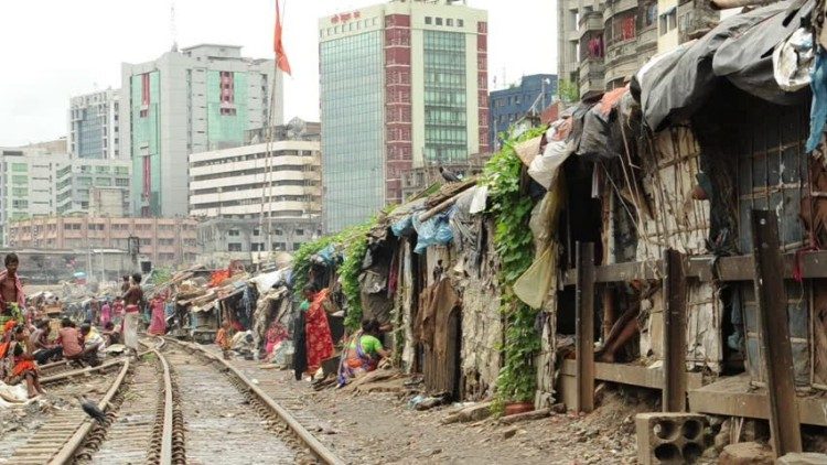 2019.11.21 Baraccopoli a Bangkok