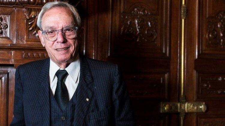 Lectio Magistralis del Doctor Eusebio Leal Spengler 