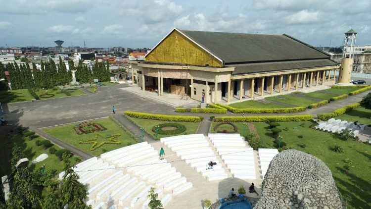 Côte d’Ivoire : Paroisse saint Ambroise du Jubilé d'Abidjan Cocody Angré