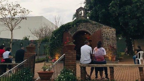 Papst: Fastenzeit, eine Zeit der Geschwisterlichkeit und des Dialogs