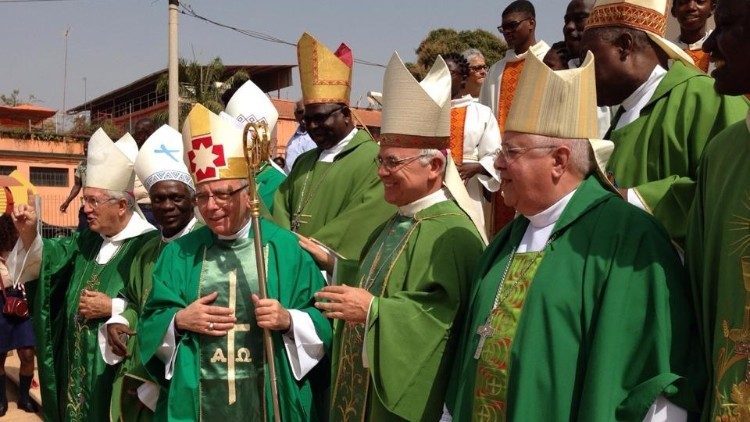 2020.01.24 Bispos da Lusofonia em Bissau ** Vescovi della Lusofonia a Bissau  Programma Portoghese