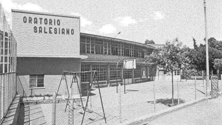 L'Oratorio del Collegio salesiano Pio XI in una foto d'epoca