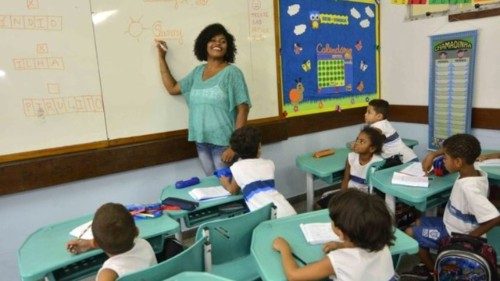 Patto Educativo Globale: rinviato ad ottobre l'incontro voluto dal Papa