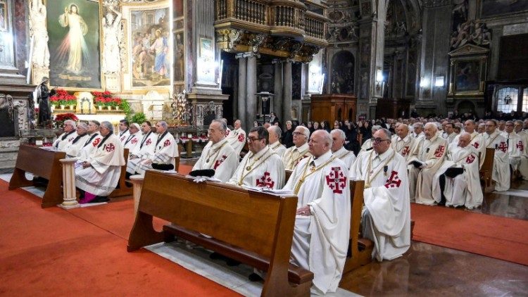 Missa presidida pelo cardeal fernando Filoni na Igreja Santo Spirito in Sassia