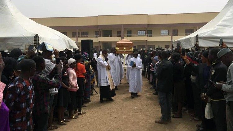 Seminarian Michael Nnadi buried in Nigeria (Courtesy Catholic TV Nigeria)