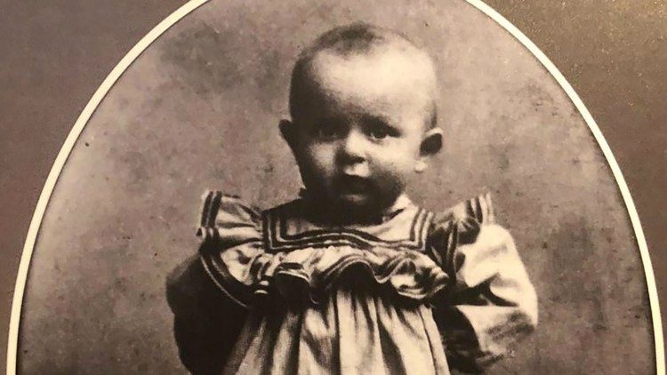 Karol Wojtyla, photographié durant son enfance à Wadowice, en Pologne.
