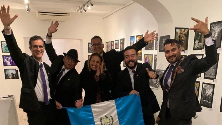 2020.02.18  Semana Santa en Guatemala conferencia y exposición organizada por embajada ante la Santa Sede