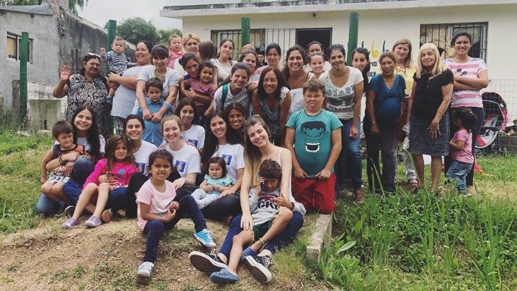 "Madrinas por la Vida" crea fuertes vínculos con las mujeres para seguir acompañándolas en sus diversos procesos.