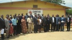 BISPOS-DA-CEAST-E-FUNCIONARIOS-DA-CARITAS-DE-ANGOLA.jpg
