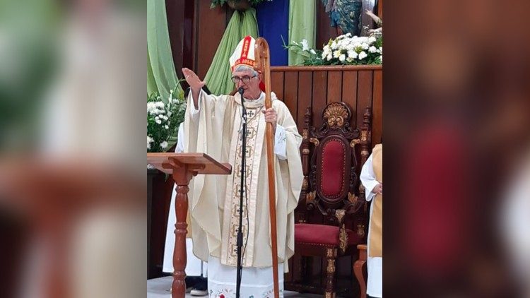 Mons, Mario Fiandri, obispo del Vicariato del Petén