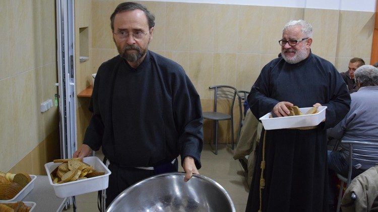 Ukraina: pandemia pogłębia trudną sytuację osób bezdomnych