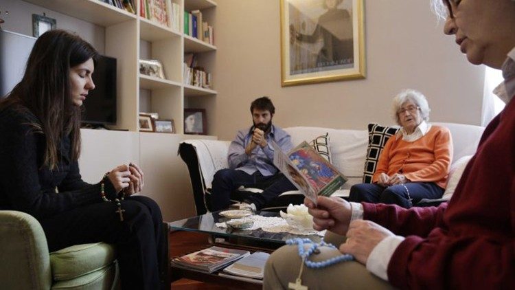 O material é pensado às Igrejas domésticas