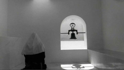 Papež o kontemplativní modlitbě