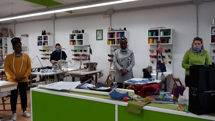 Cooperativa New Hope, il momento della preghiera di mezzogiorno