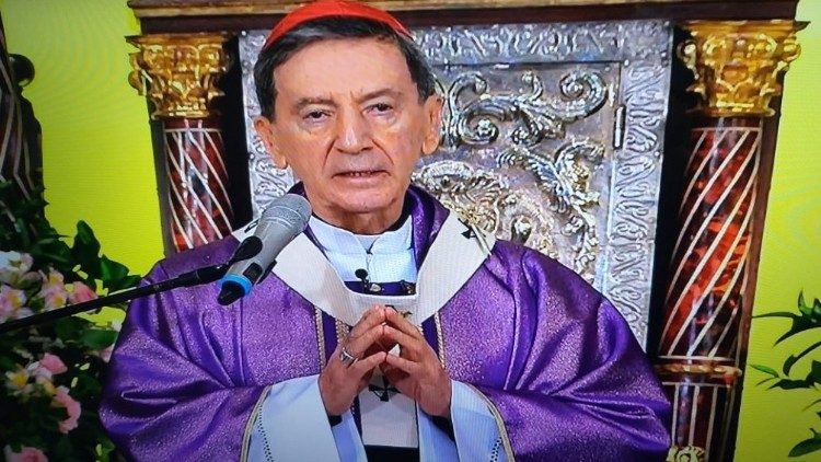 cardenal salazar gómez misa televisión vida