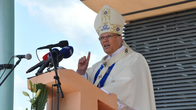 Bischof Djuro Hranic 