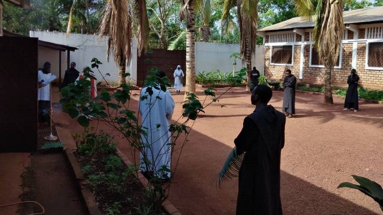 Straßenszene in Bangui, April 2020