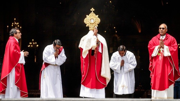 Homilía de Mons. Carlos Castillo Arzobispo de LIma
