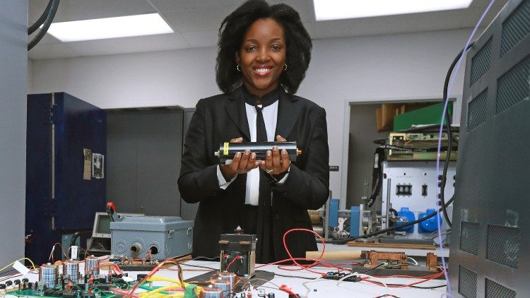 Prof Dr Sandrine Mubenga Ngalula, enseignante à l’Université de Toledo, USA (Crédit ph. : Dan Miller, university of Toledo)