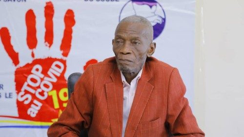 RD Congo : L’approche tri-thérapeutique du Prof Ekwalanga à propos du Covid-19