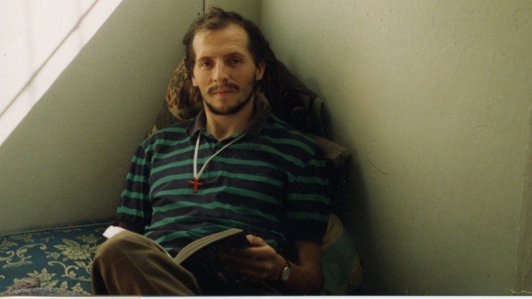 2020.04.14 P. Tony Neves - Batalha de Huambo