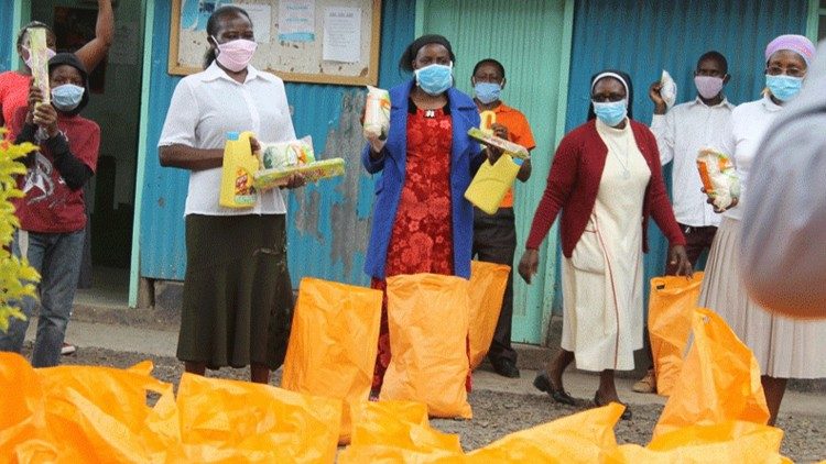 Les petites sœurs de Saint-François viennent en aide aux pauvres 