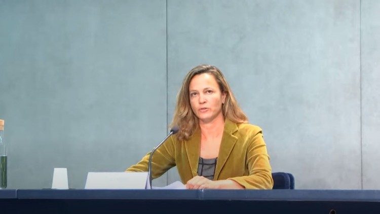 L'intervento di Amaya Valcarcel