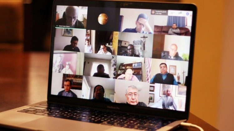 Primer retiro espiritual online del clero en Perú