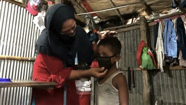 2020.05.27-Bangladesh-ciclone-2020-Covid-19-profughi-Programma-alimentare-mondiale-14.jpg
