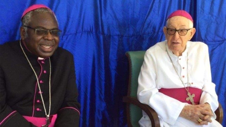 D. António Francisco Jaca (E) e D. Óscar Braga (D)