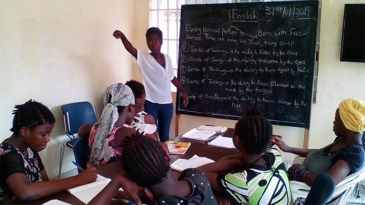 In einer kirchlichen Schule in Sierra Leone