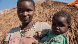 Espeerance--and-child-2.jpg