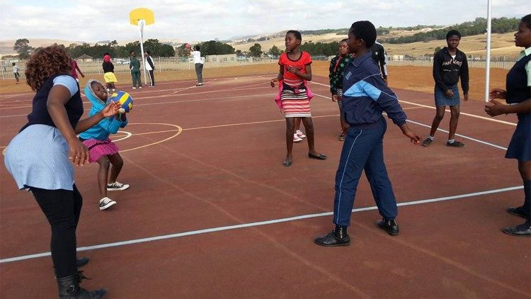 2020.06.15 Alcuni giovani sudafricani