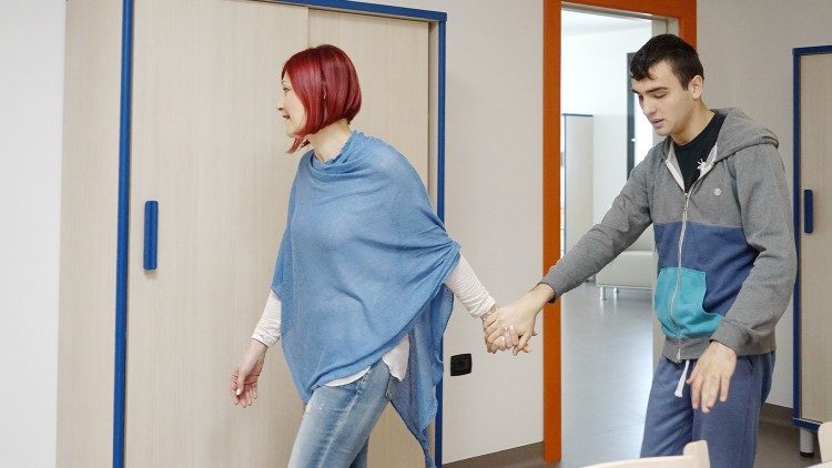 L'accompagnamento dei volontari è indispensabile per i sordociechi