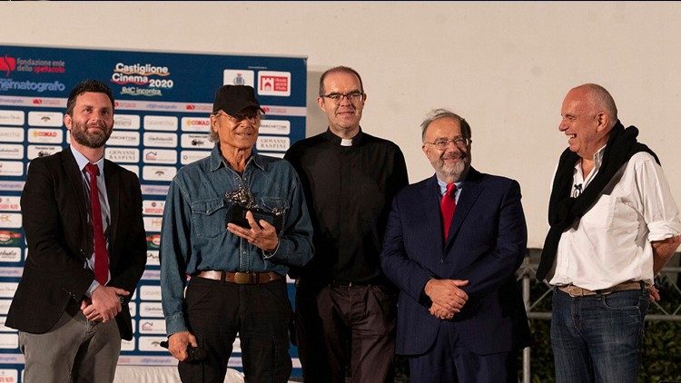Castiglione-Cinema-Ambra-Angiolini-premiazione-Feds-Karen-Di-PaolaAEM.jpg