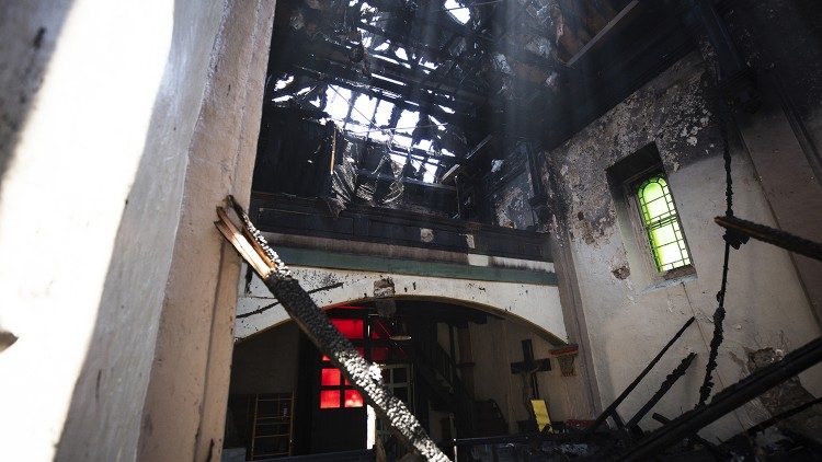 Misión San Gabriel Arcángel. Incendio del 11 de julio 2020. Fotos para Angelus News/Víctor Aleman