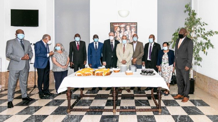 A Comunidade dos Países de Lingua Portuguesa (CPLP) assinala 24 anos 